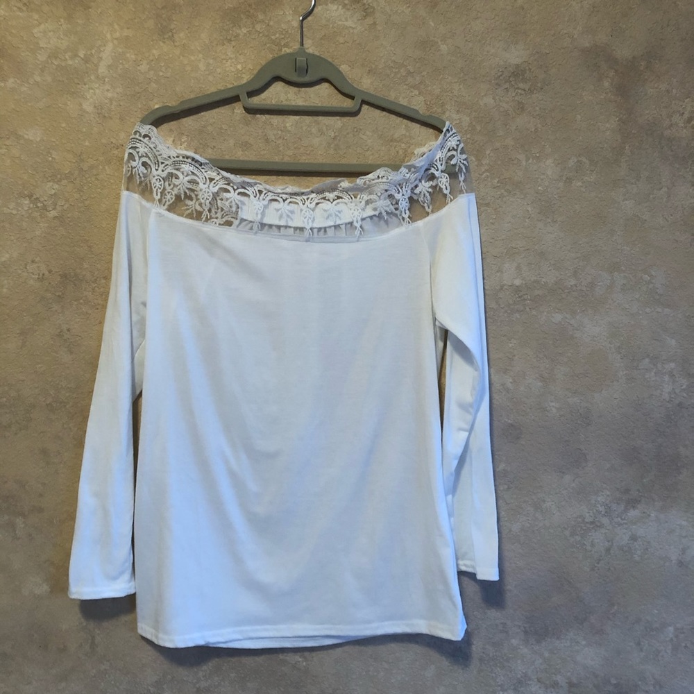 White lace long sleeved tee